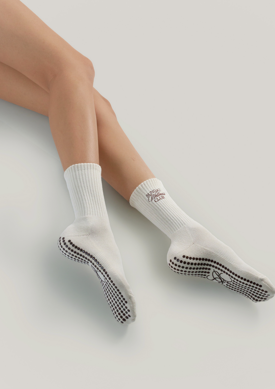 Pilates Grip Socks in Champagne