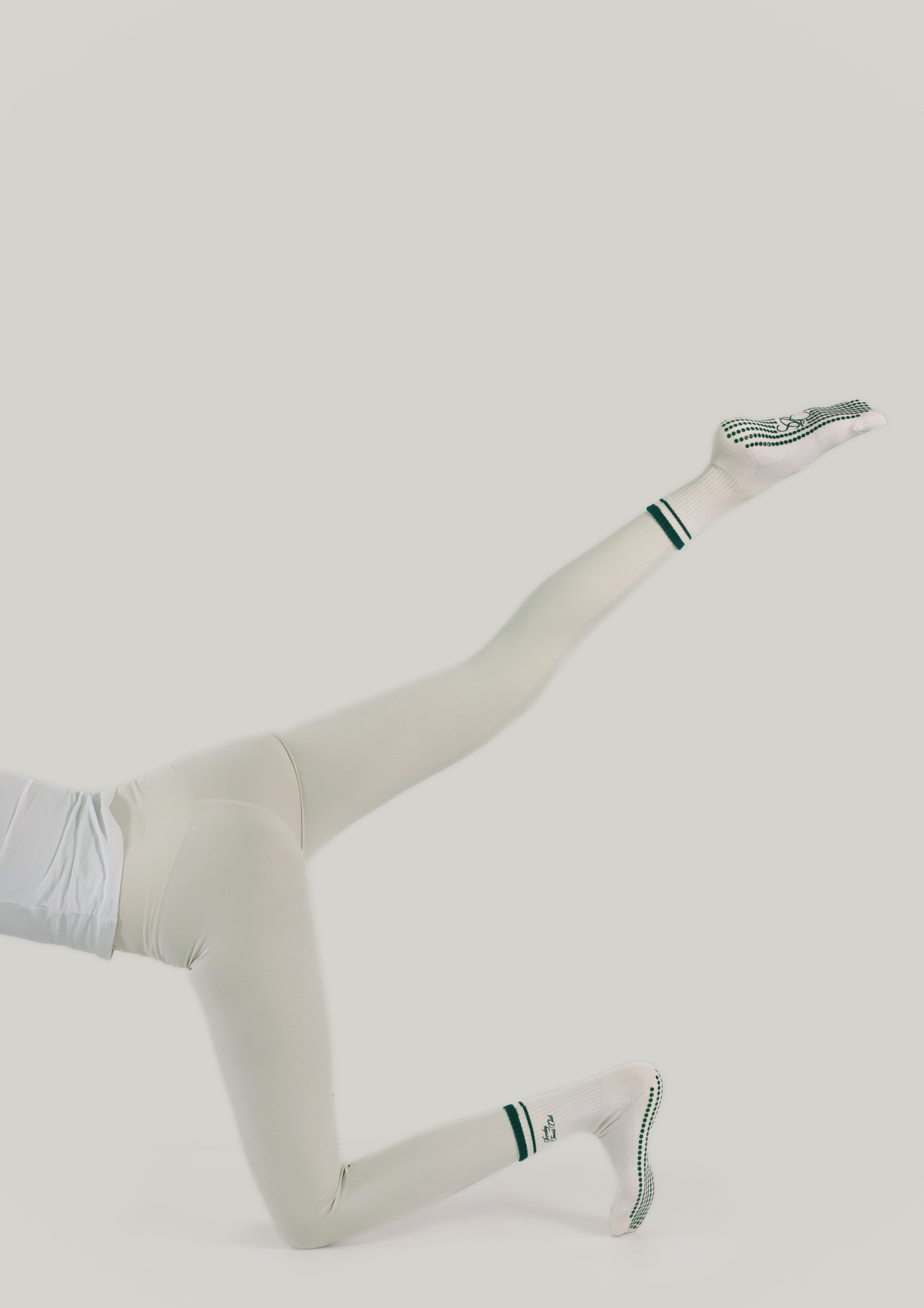 Pilates Grip Socks in Alabaster