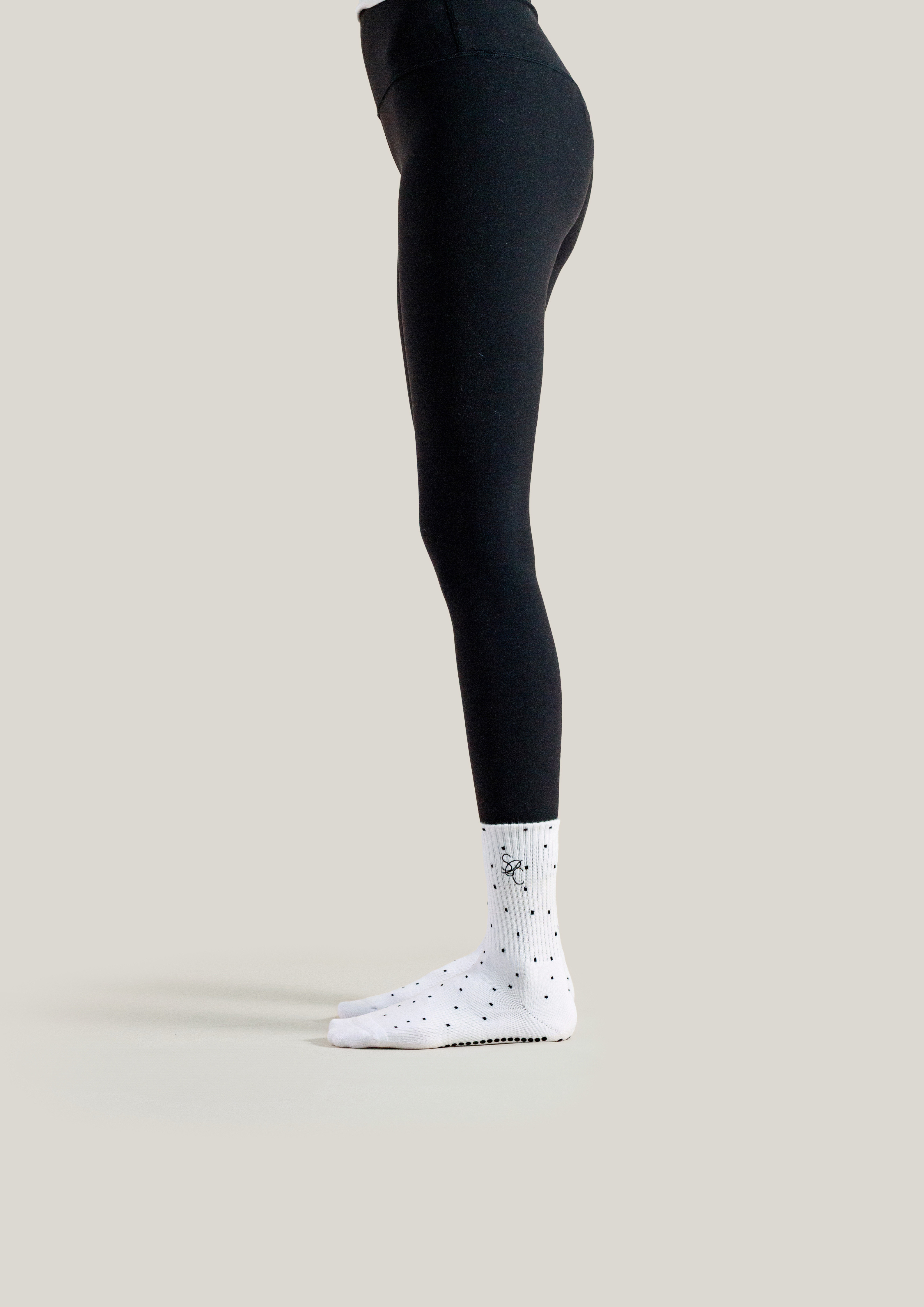 Pilates Grip Socks in Moonriver