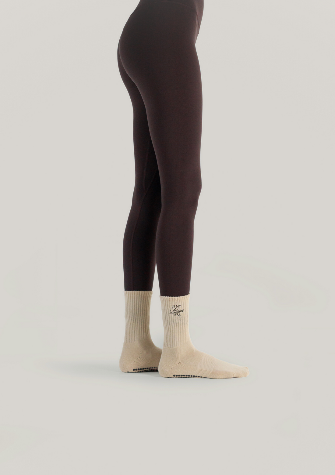 Pilates Grip Socks in Ecru