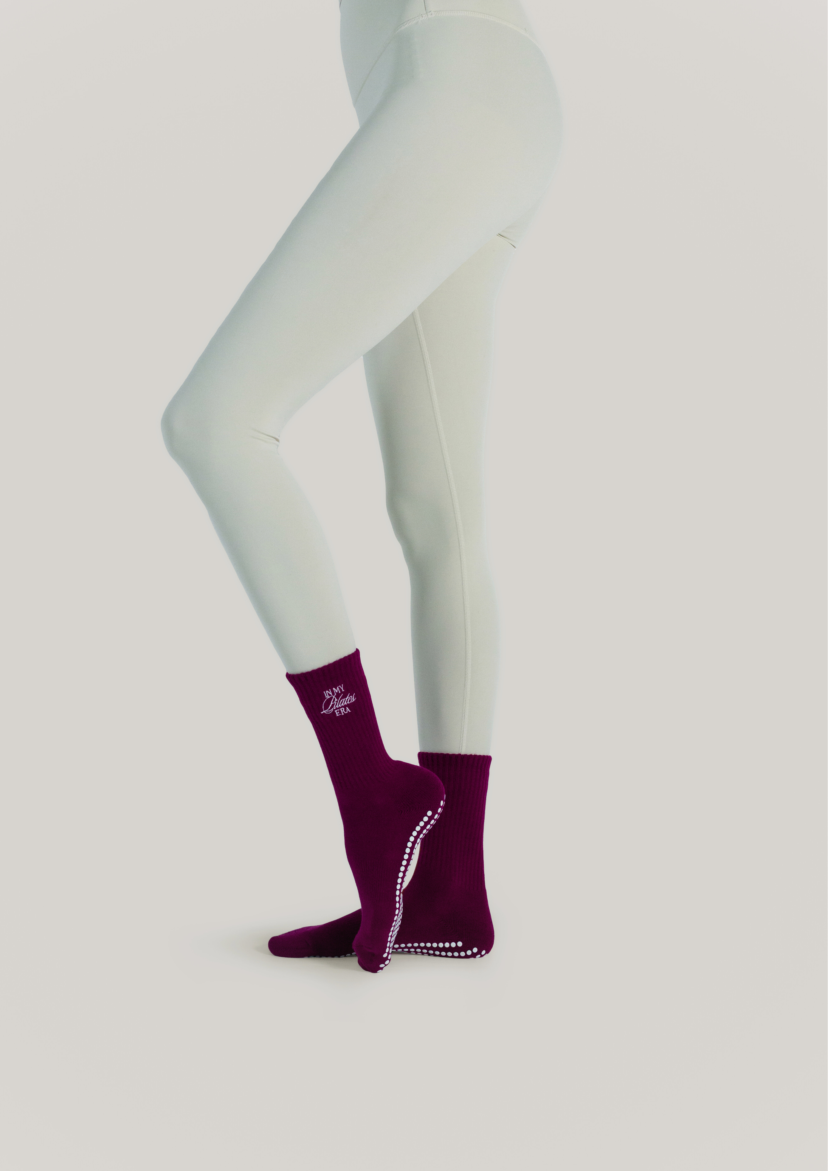 Pilates Grip Socks in Berry