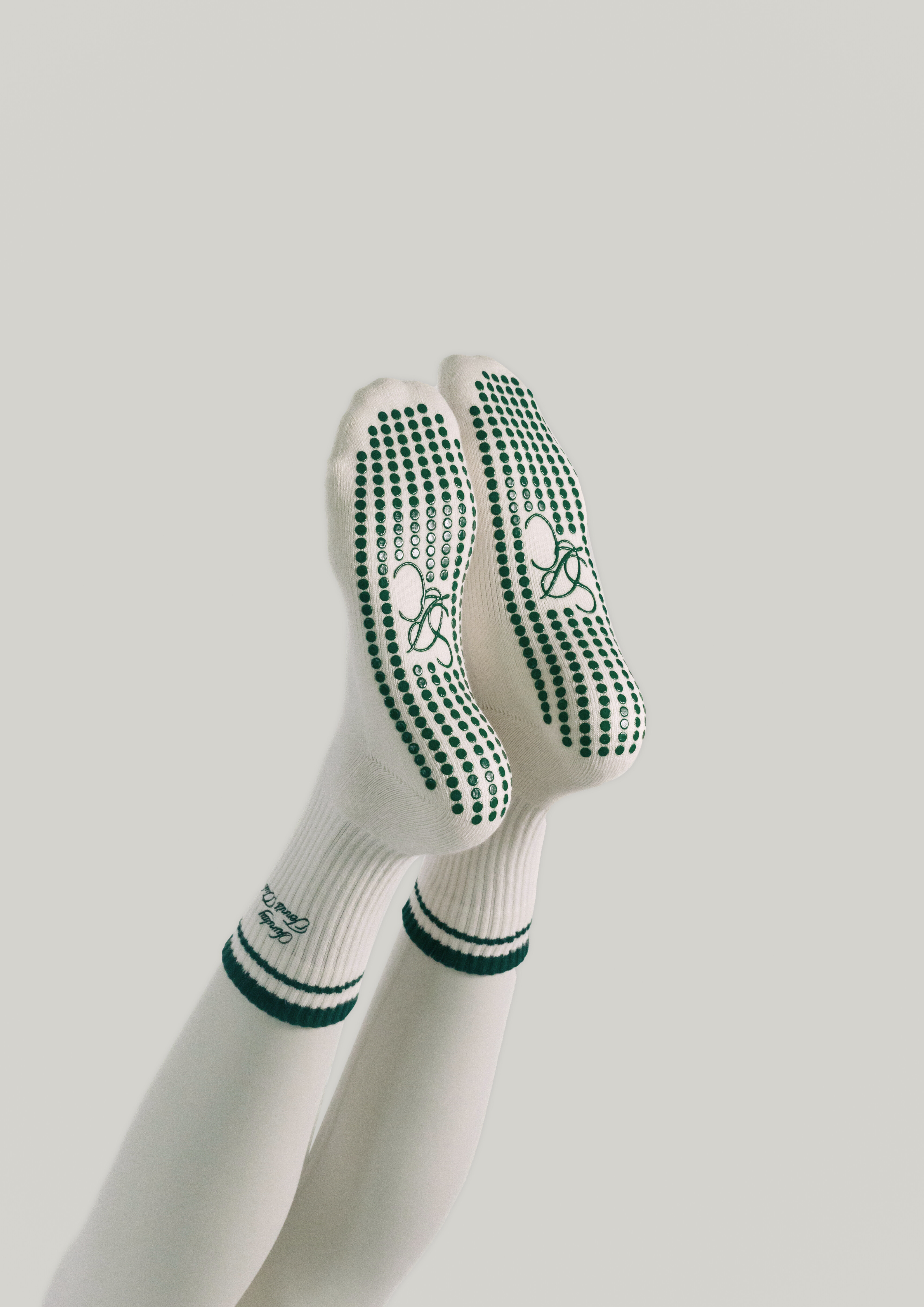 Pilates Grip Socks in Alabaster