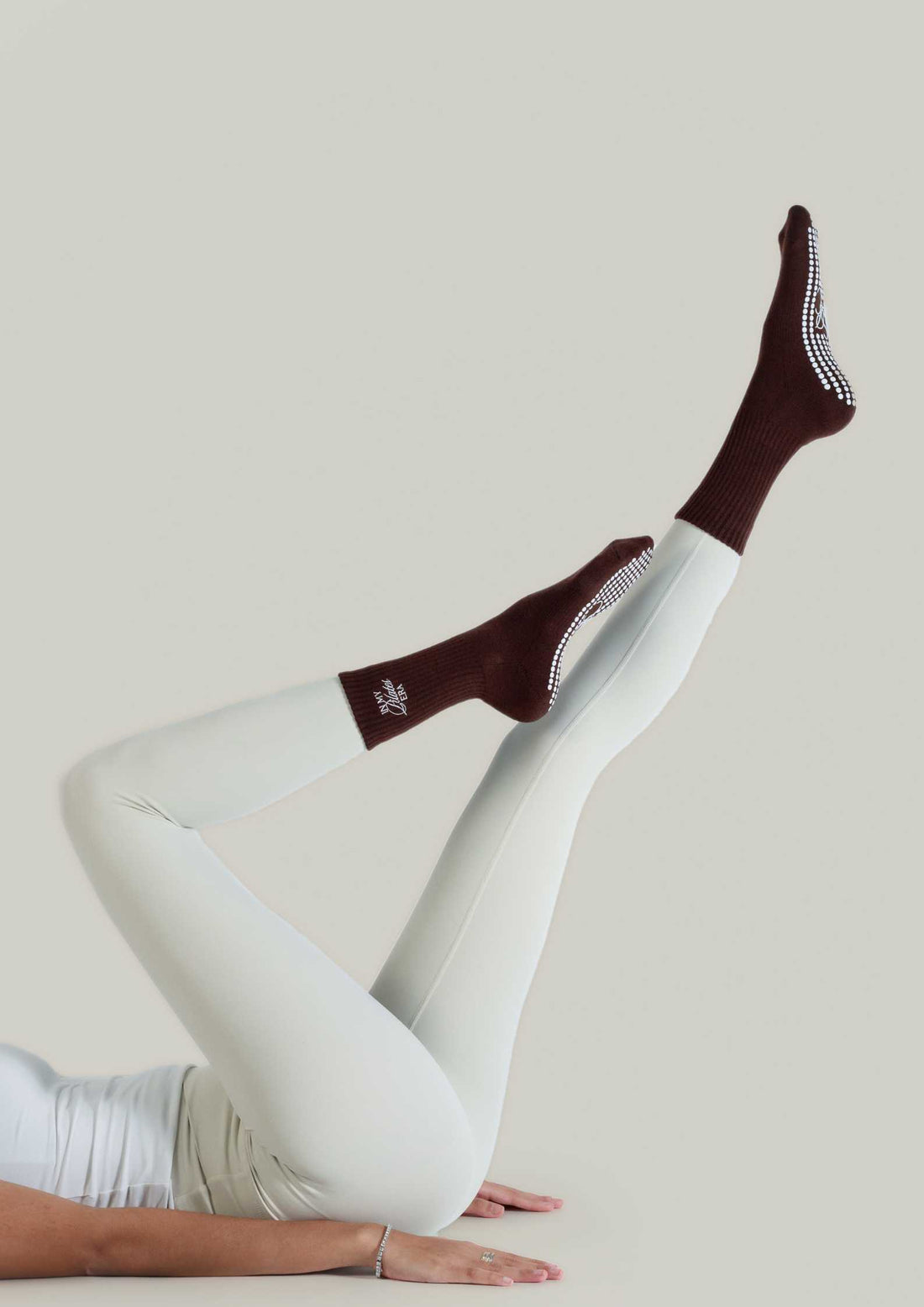 Pilates Grip Socks in Mahogany