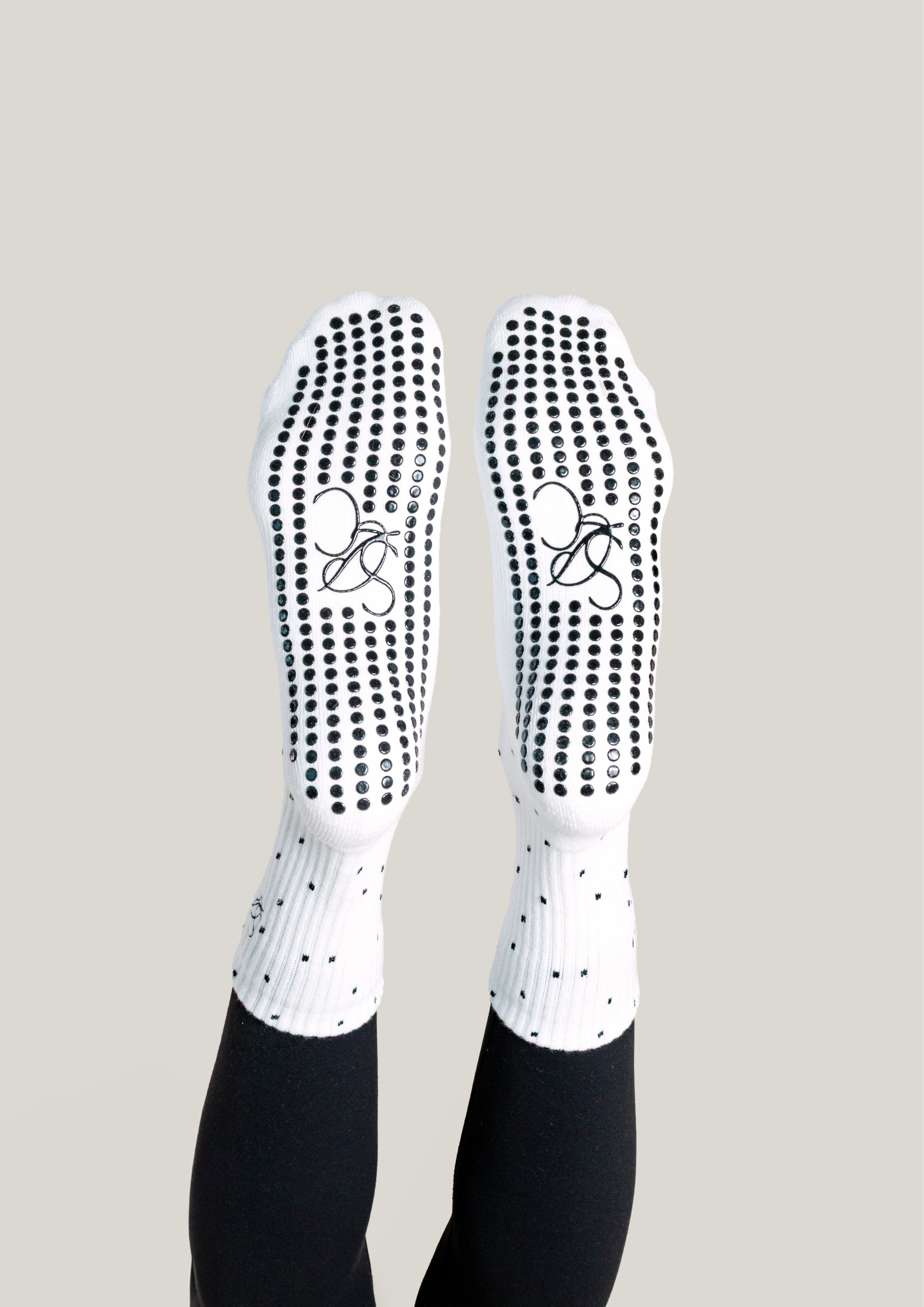 Pilates Grip Socks in Moonriver