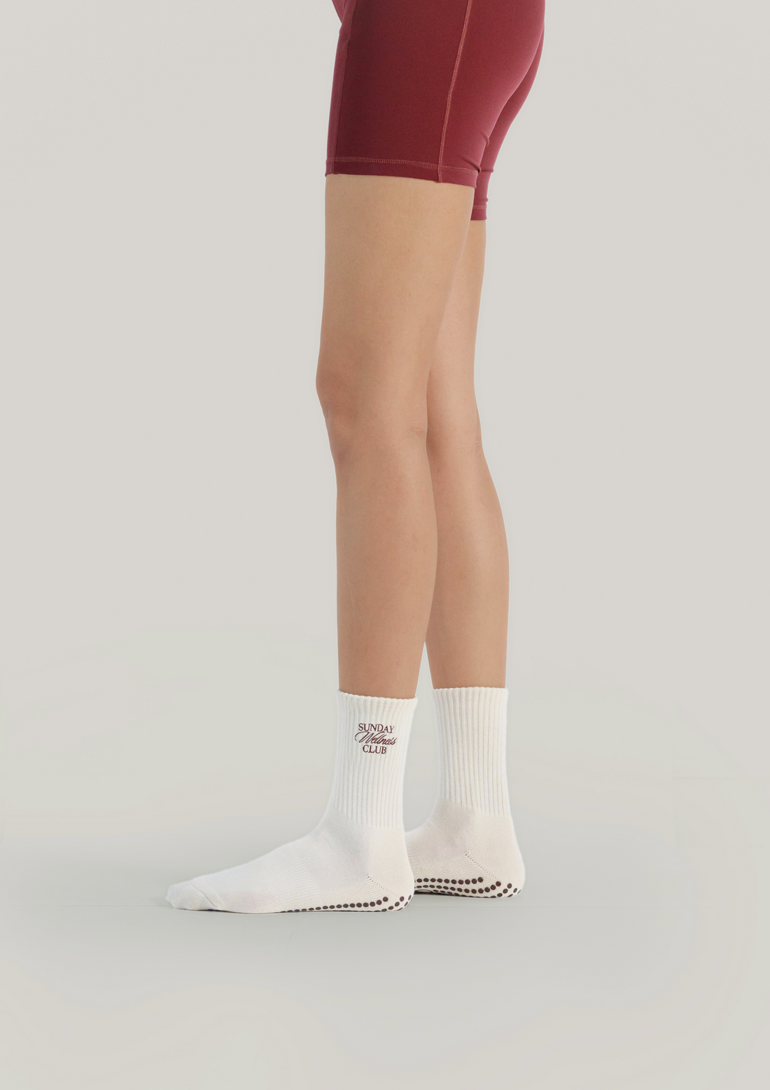 Pilates Grip Socks in Champagne