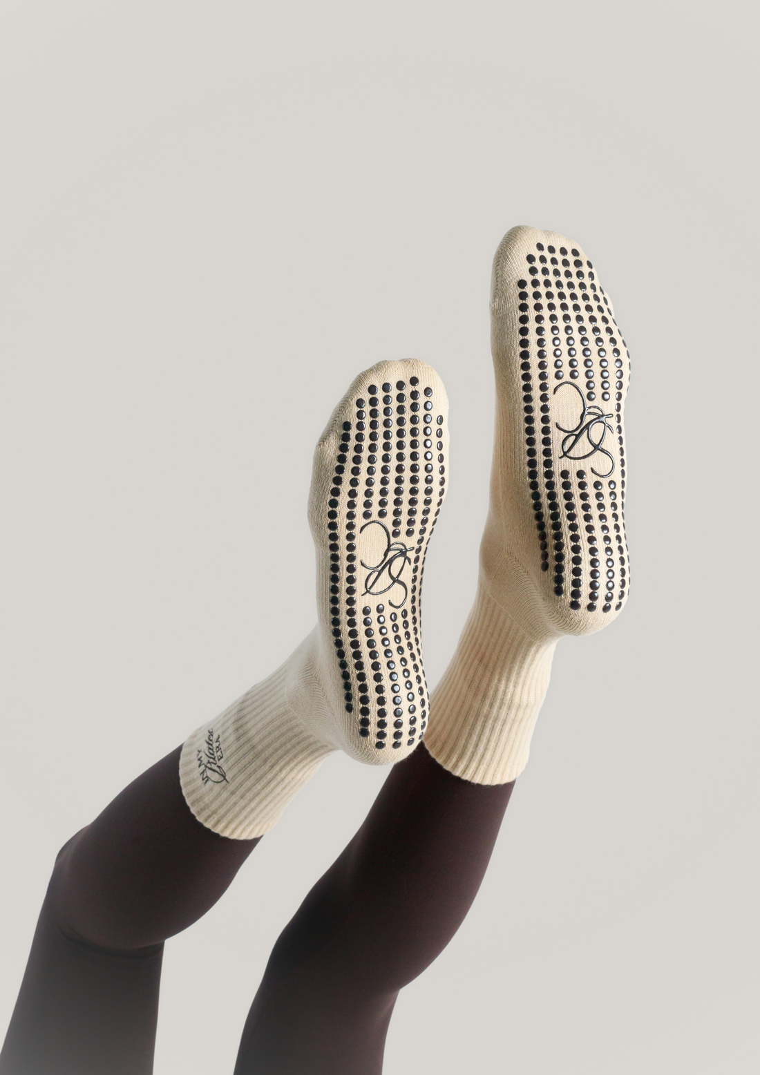Pilates Grip Socks in Ecru