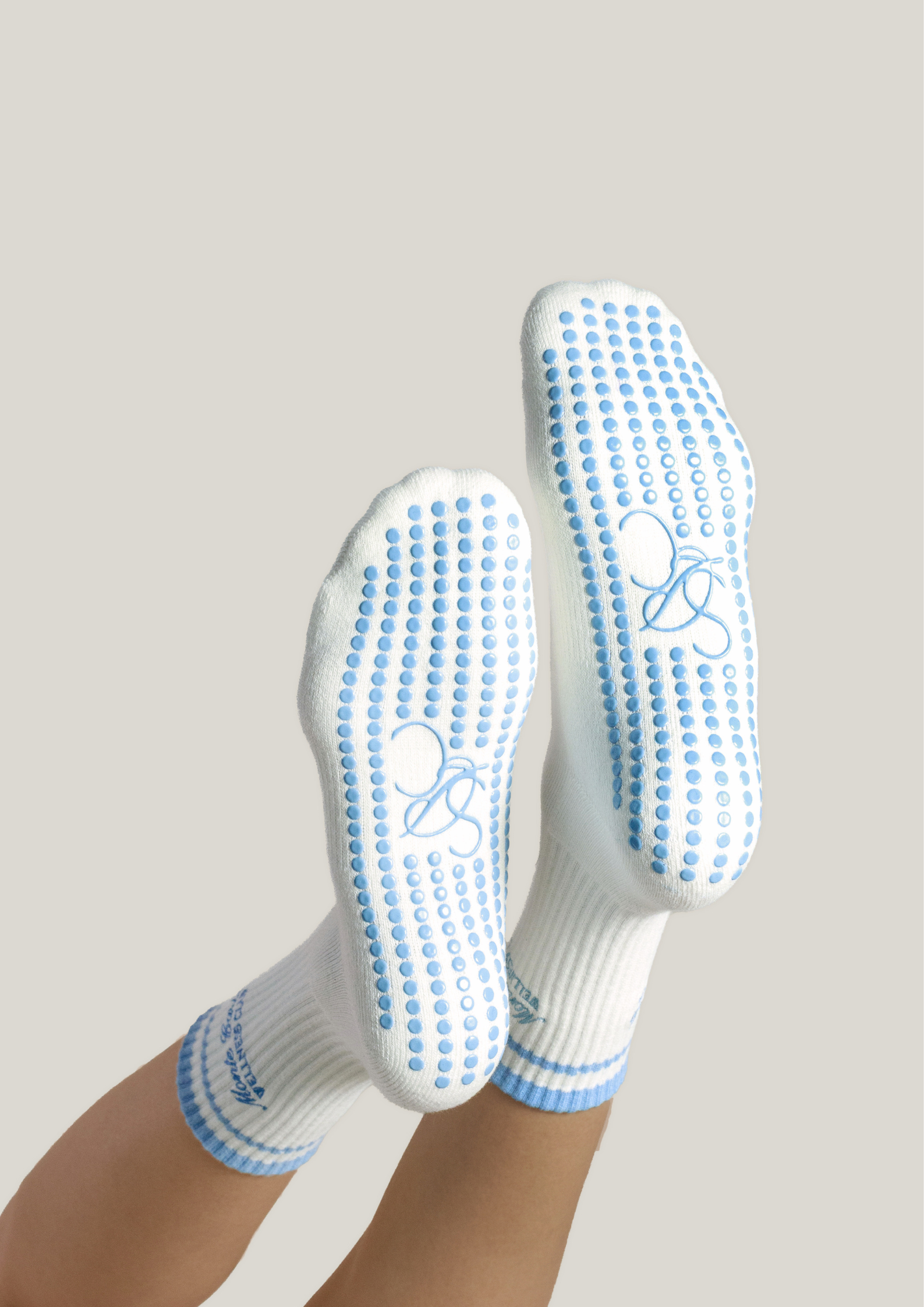 Pilates Grip Socks in Linen