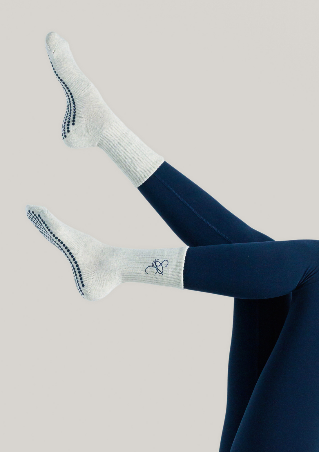 Pilates Grip Socks in Pebble