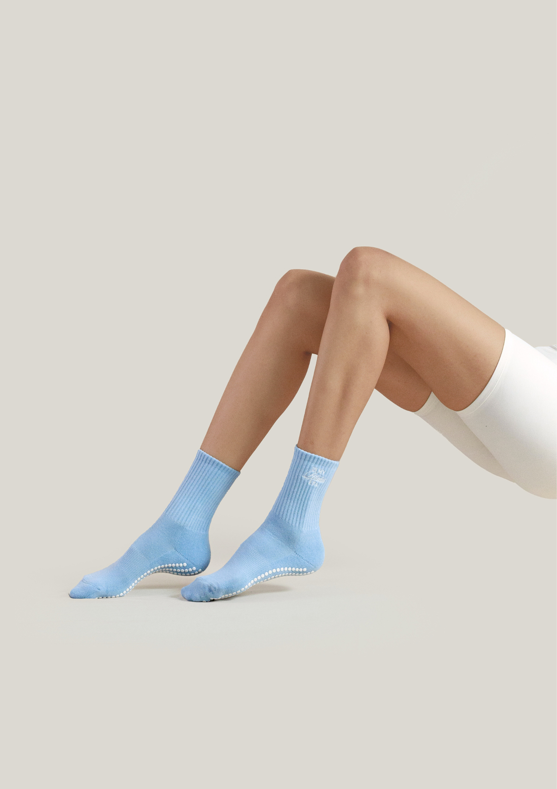 Pilates Grip Socks in Azure
