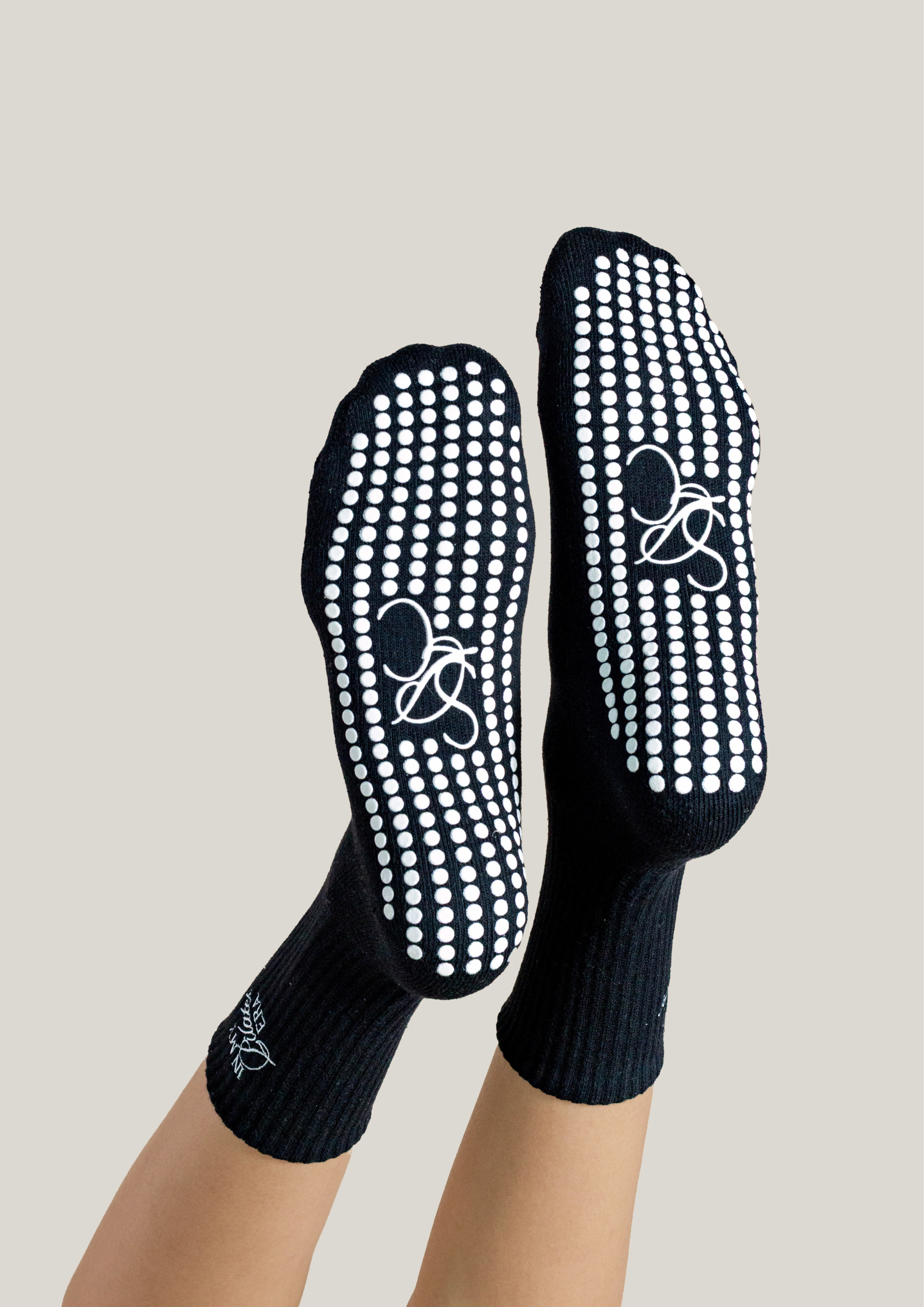 Pilates Grip Socks in Noir