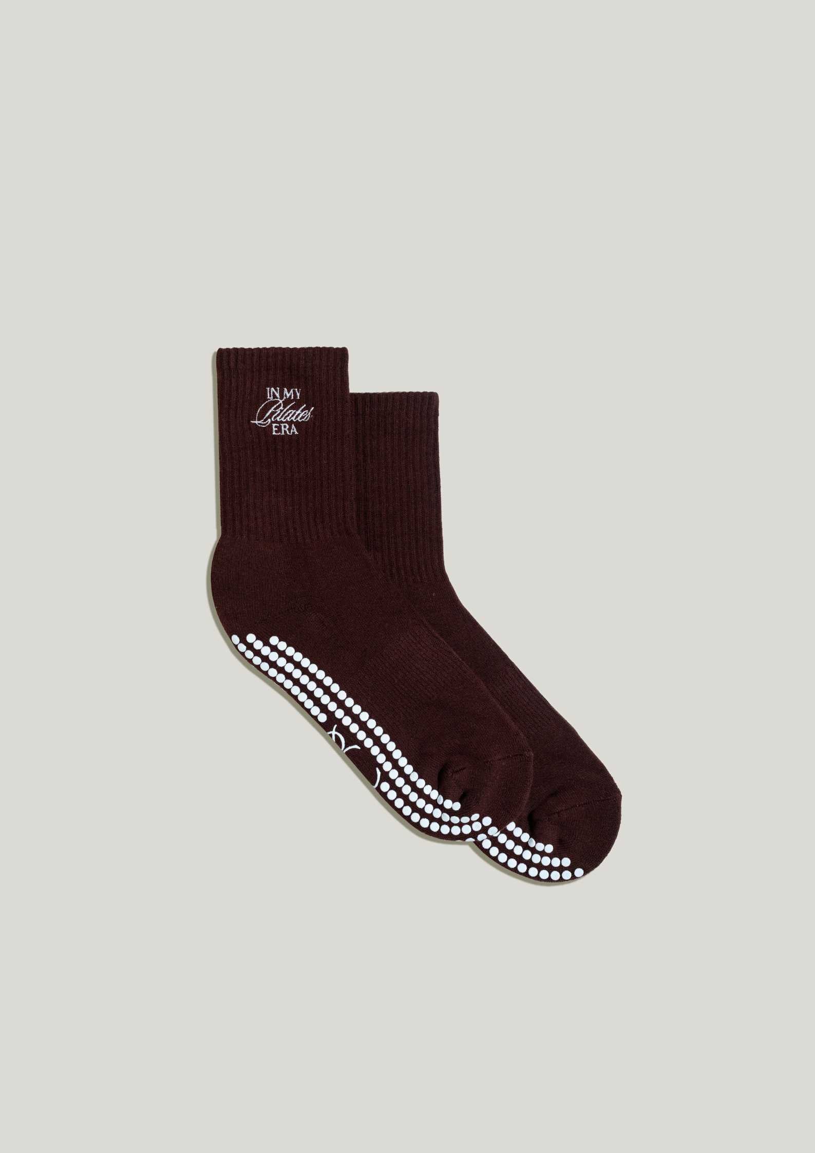 Pilates Grip Socks in Mahogany