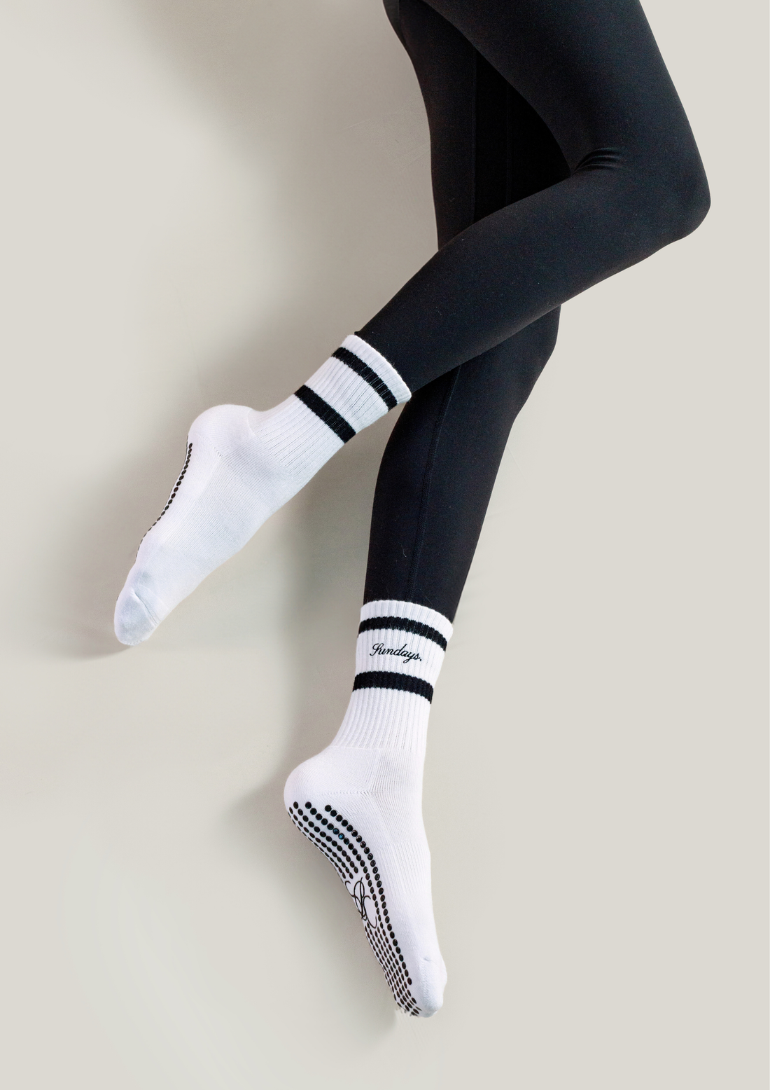 Pilates Grip Socks in Pearl