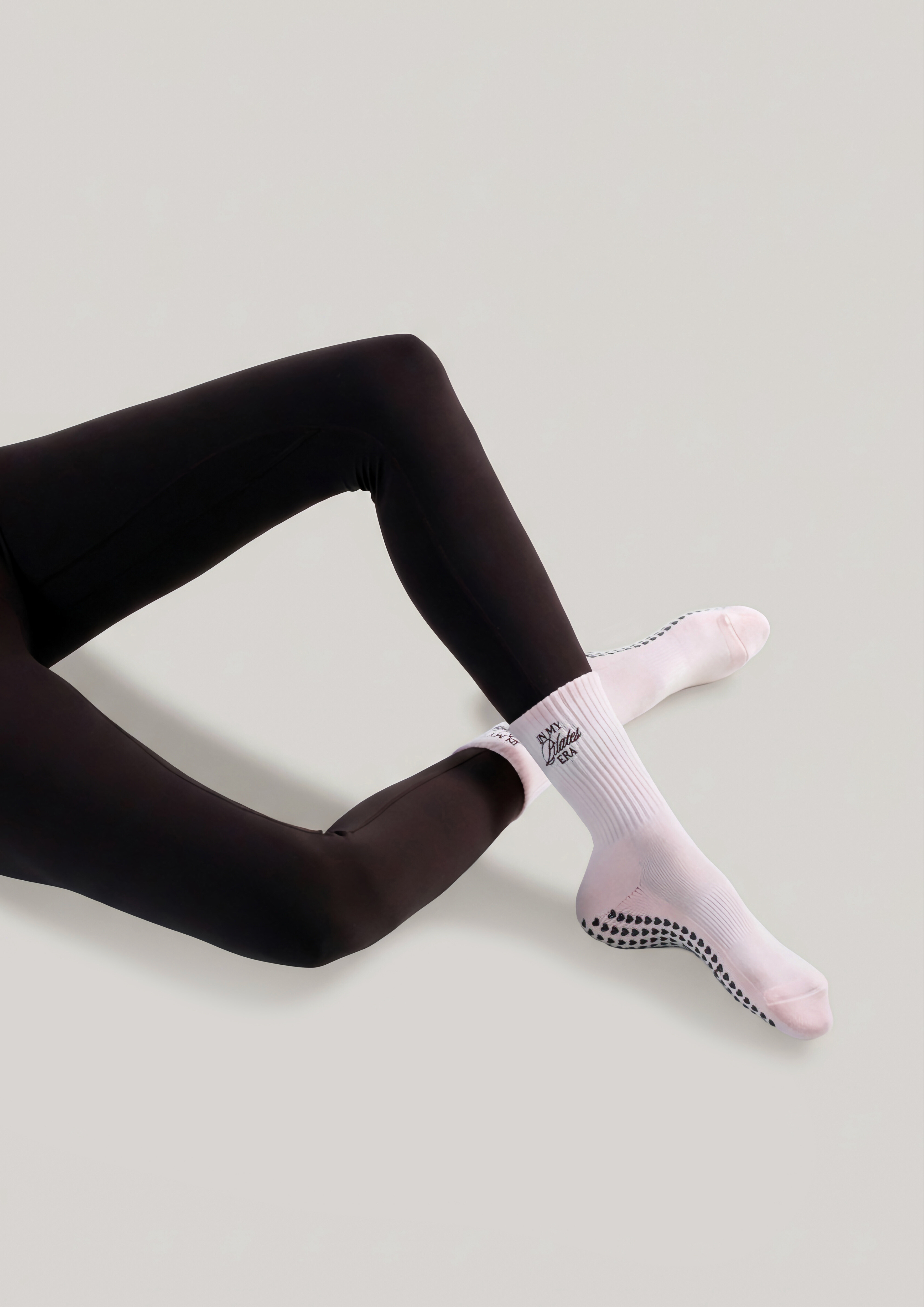 Pilates Grip Socks in Strawberry Milk