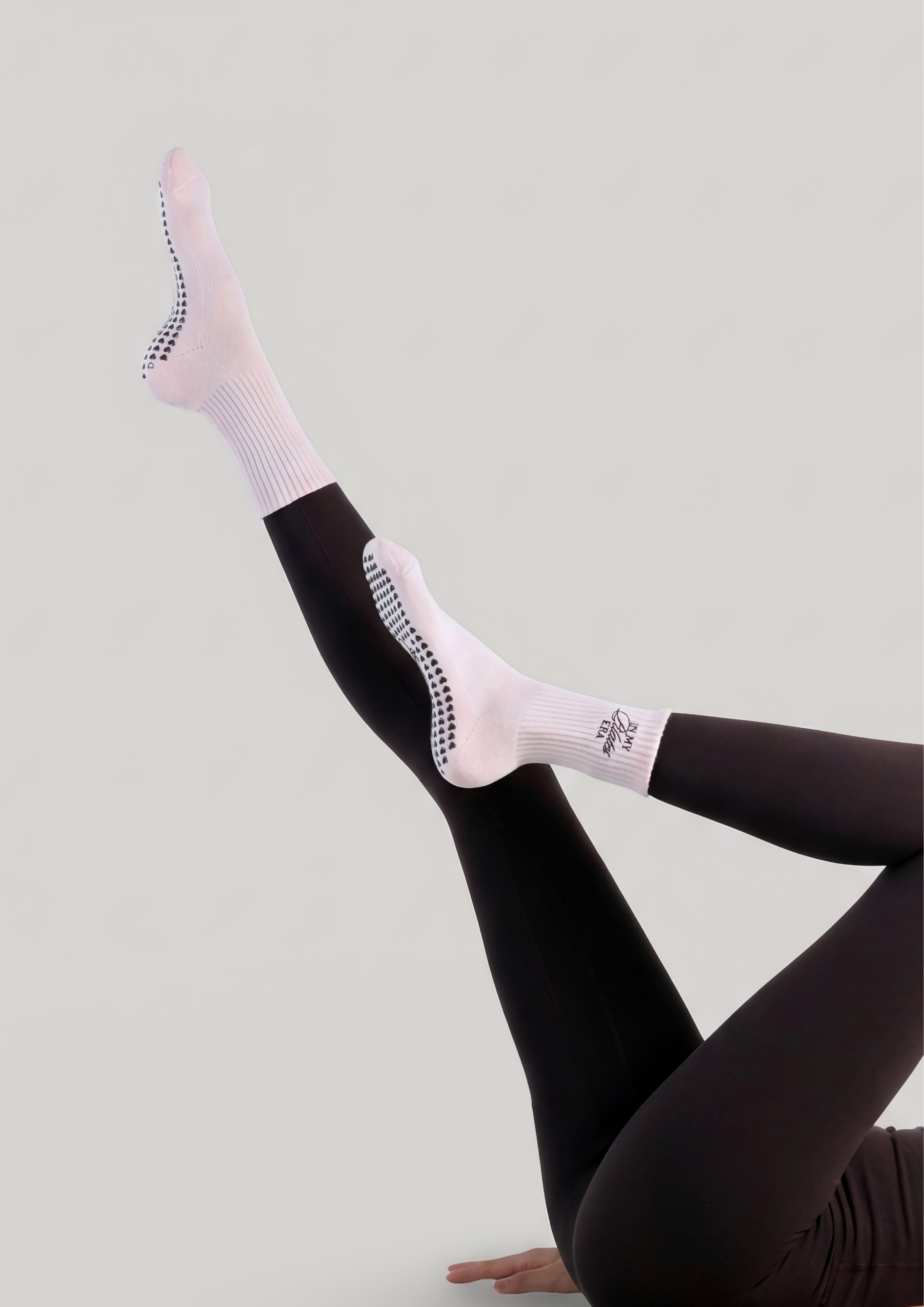 Pilates Grip Socks in Strawberry Milk