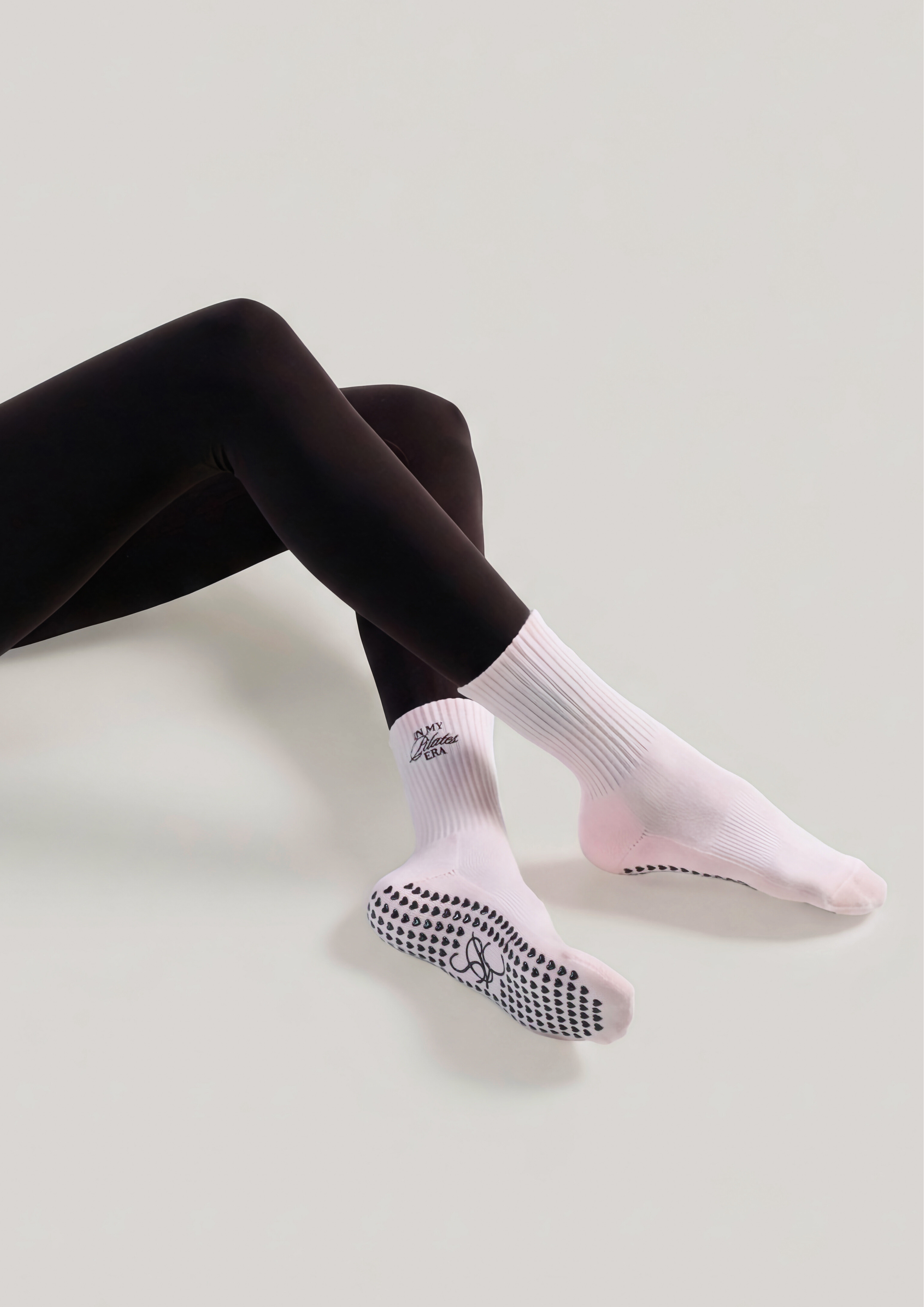 Pilates Grip Socks in Strawberry Milk