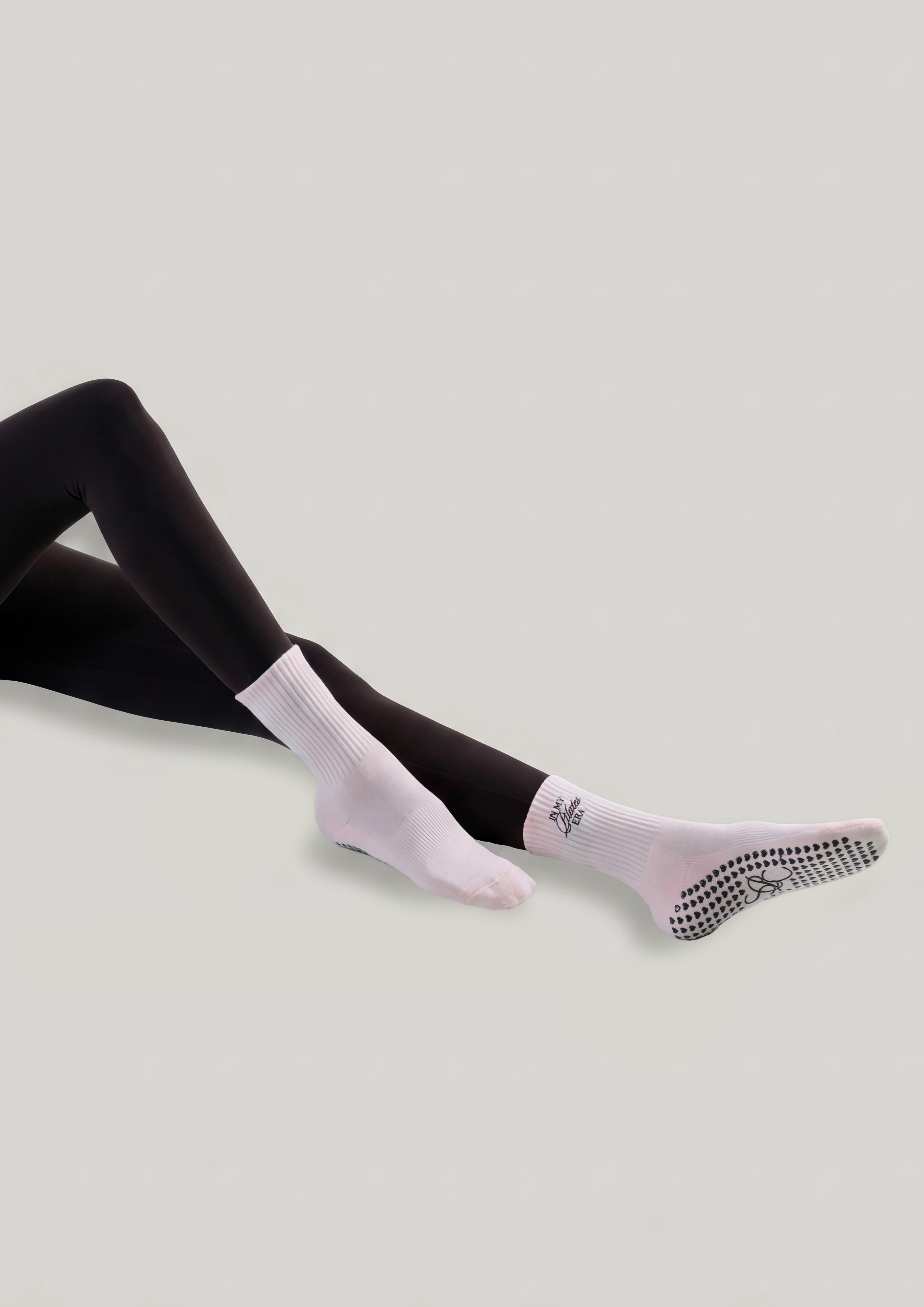 Pilates Grip Socks in Strawberry Milk