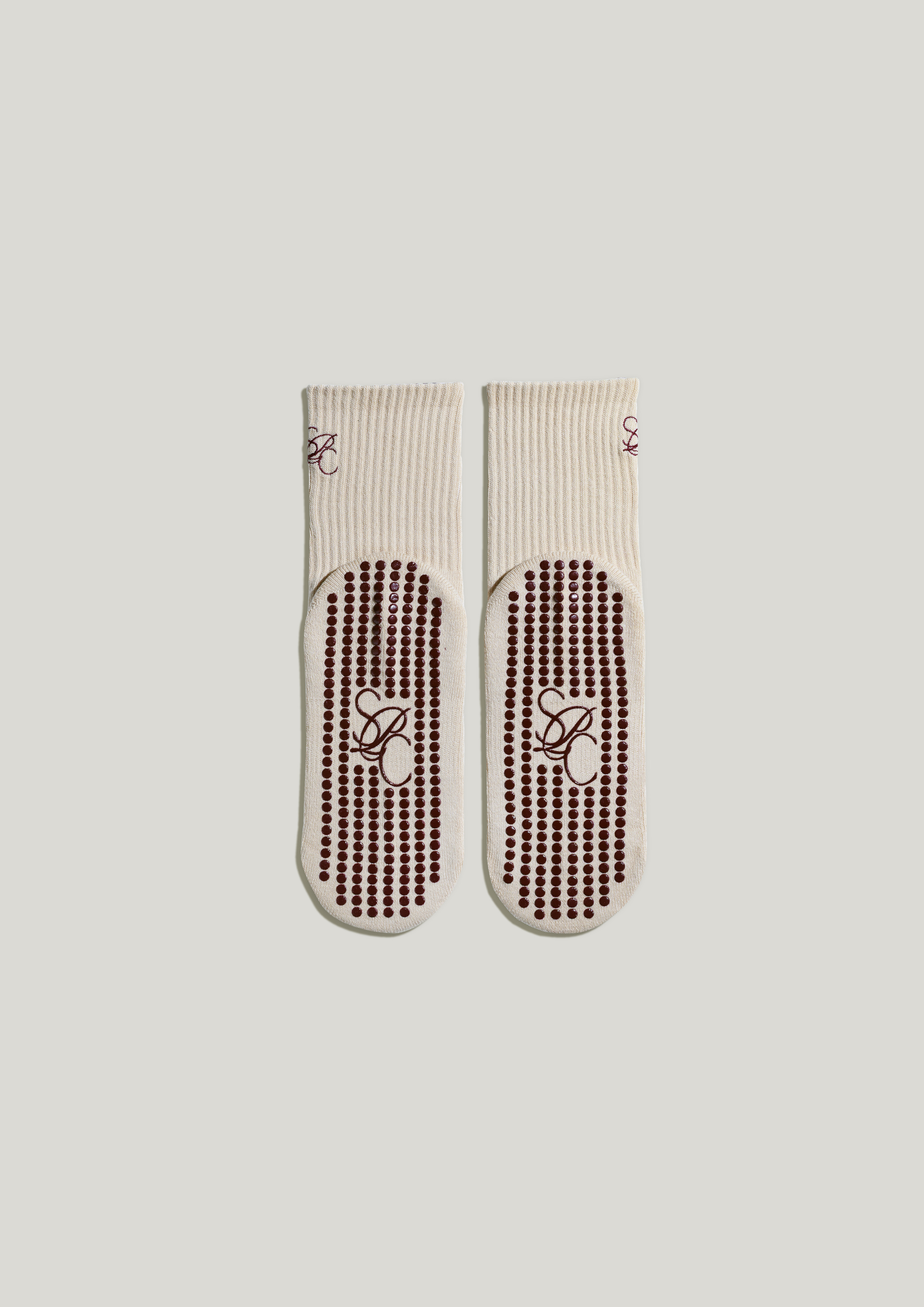 Pilates Grip Socks in Chai