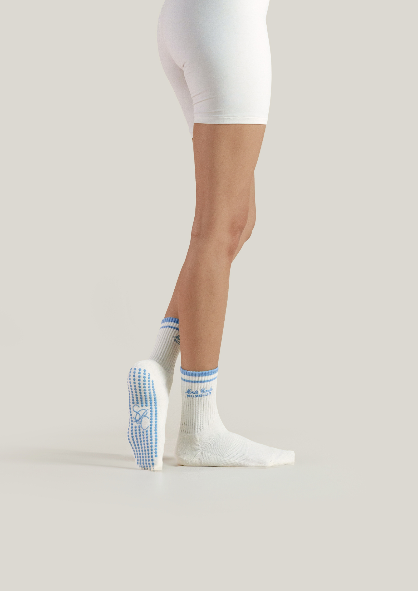 Pilates Grip Socks in Linen