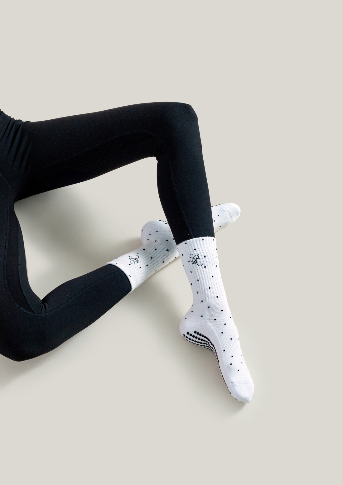Pilates Grip Socks in Moonriver