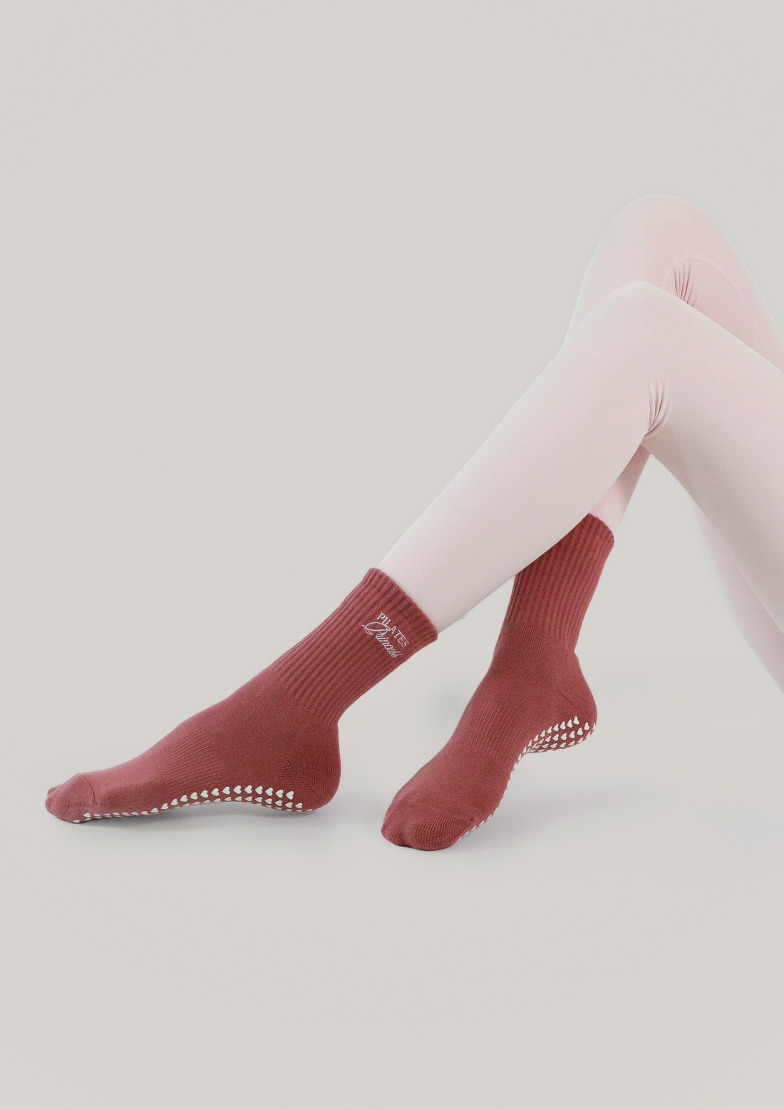 Pilates Grip Socks in Mauve Mirage