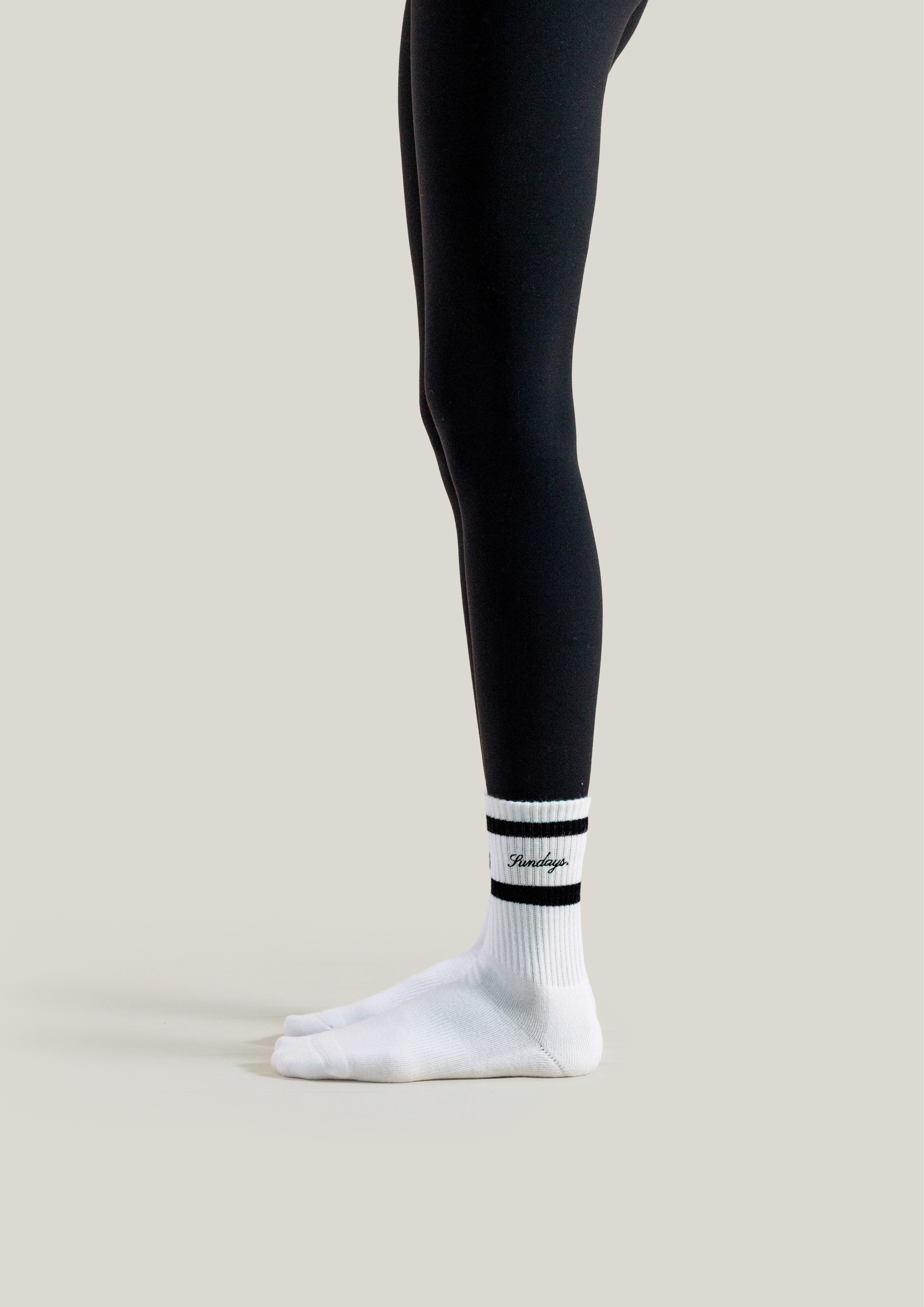 Pilates Grip Socks in Pearl