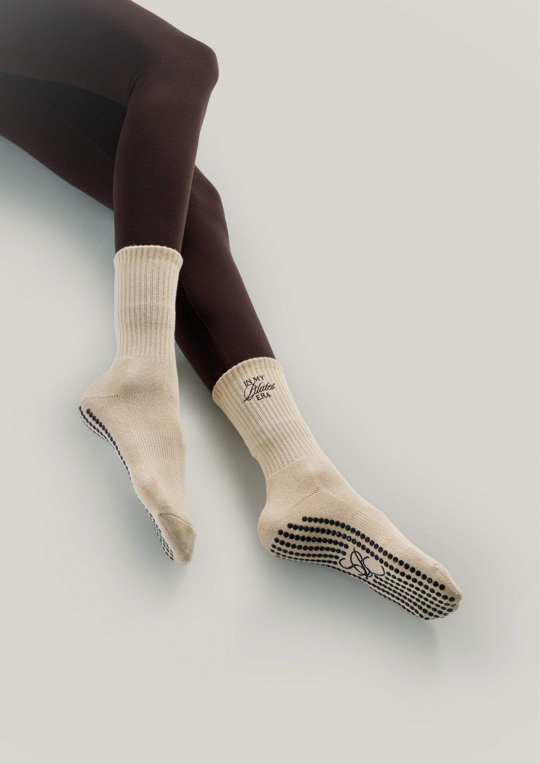 Pilates Grip Socks in Ecru