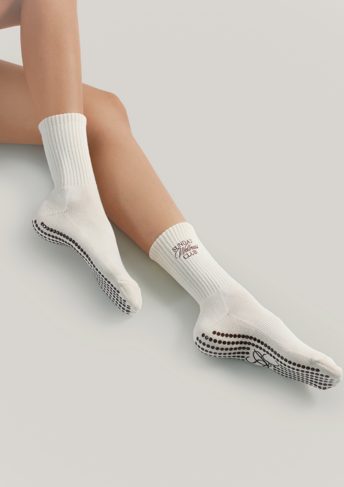 Pilates Grip Socks in Champagne