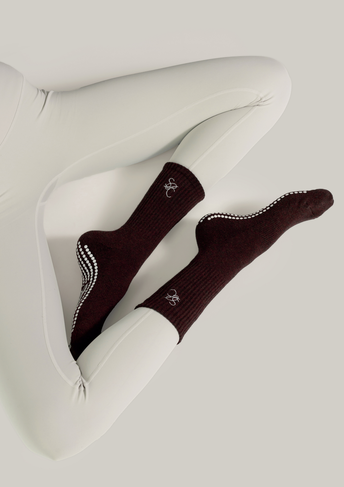 Double-Grip Pilates Grip Socks in Deep Truffle