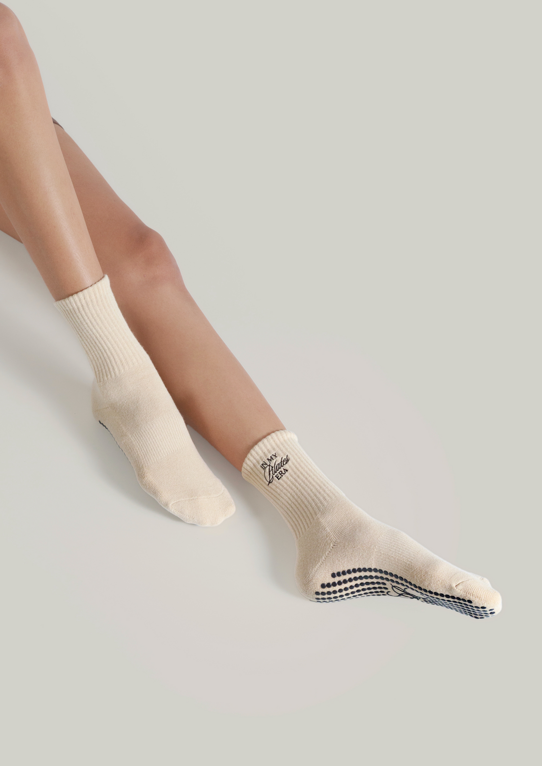 Pilates Grip Socks in Ecru