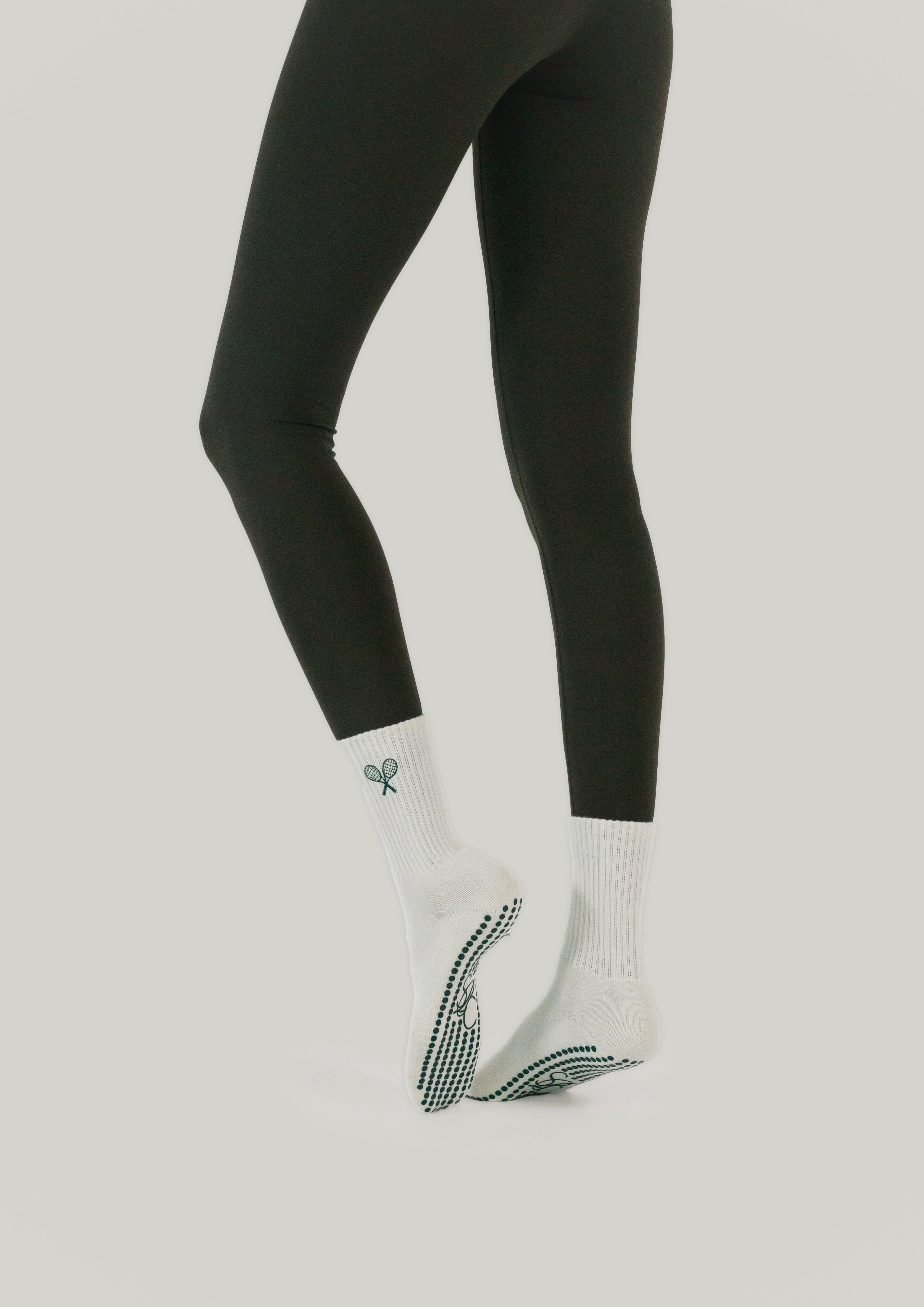 Pilates Grip Socks in Bone