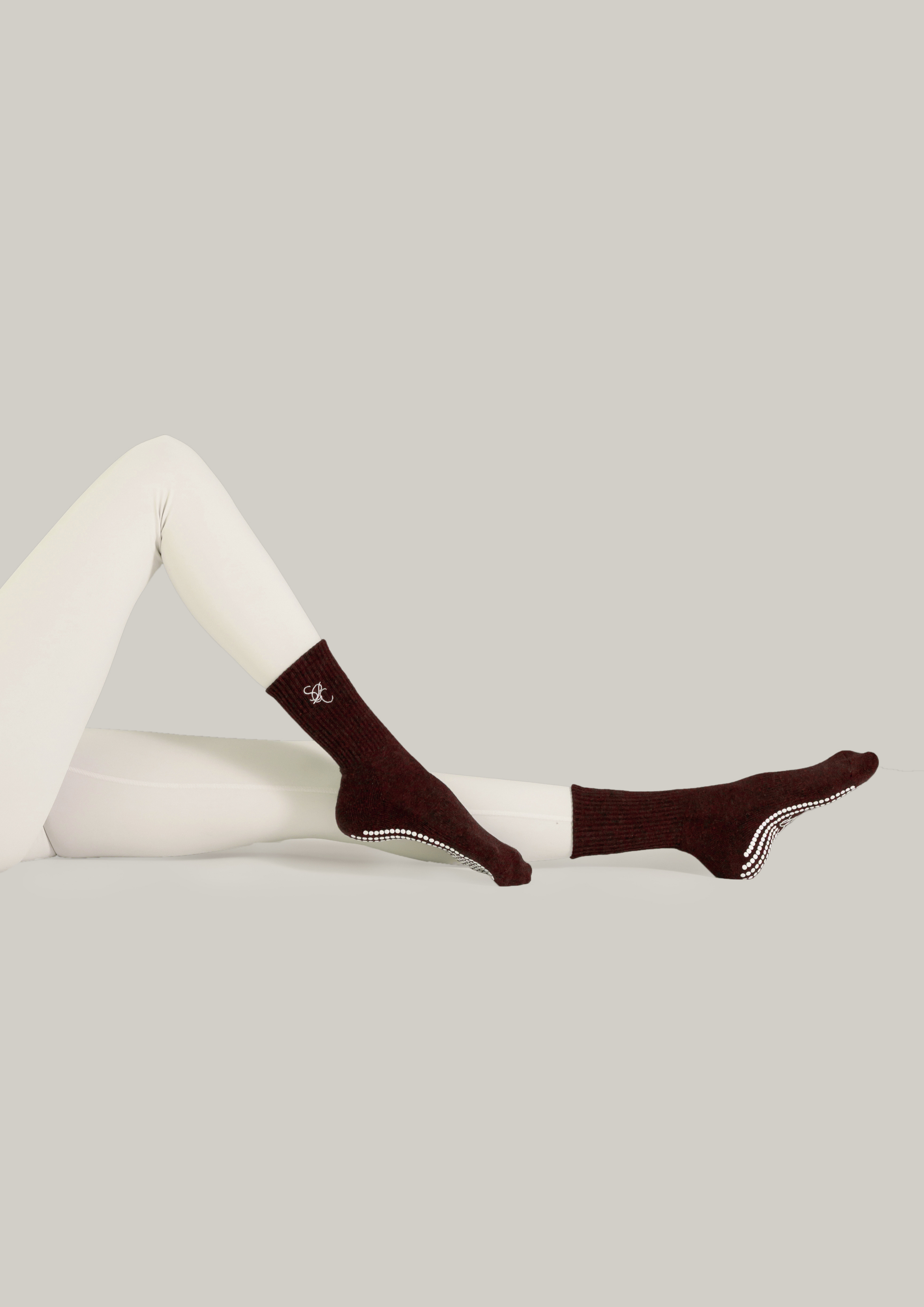 Double-Grip Pilates Grip Socks in Deep Truffle