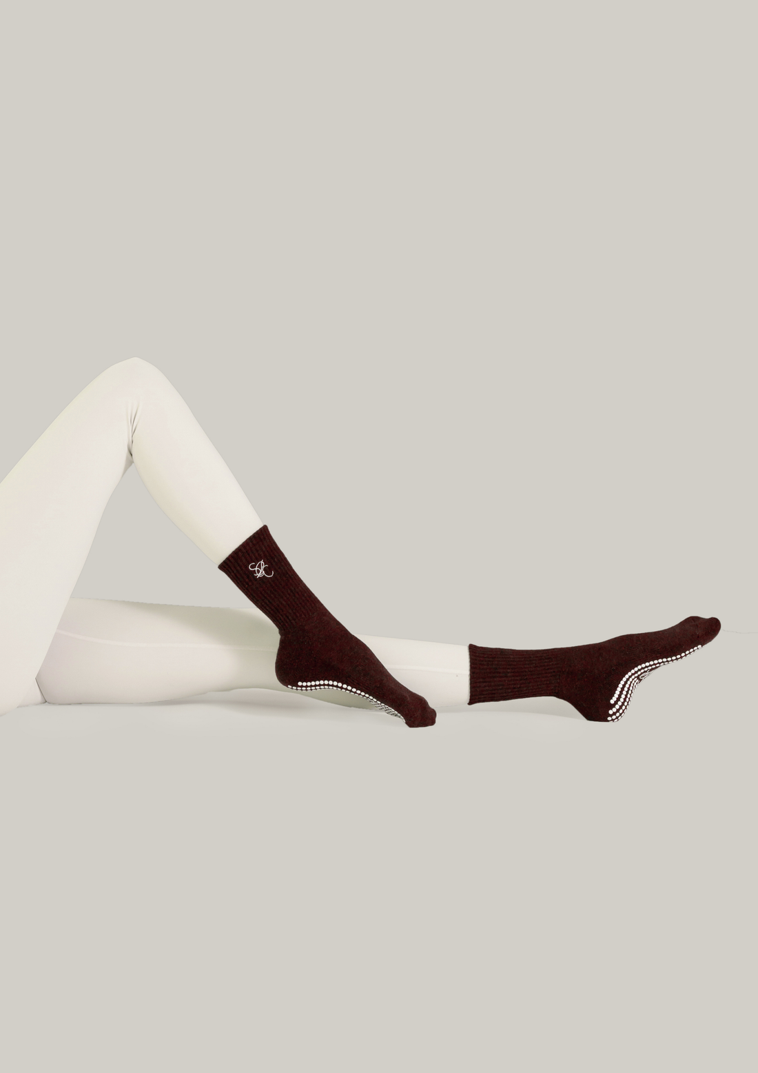 Double-Grip Pilates Grip Socks in Deep Truffle