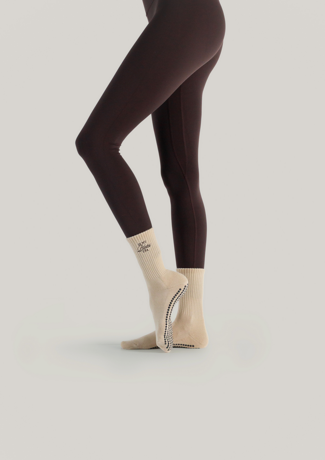 Pilates Grip Socks in Ecru