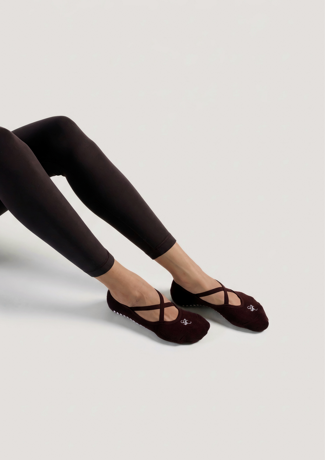 Pilates Ballet Grip Socks in Chocolate