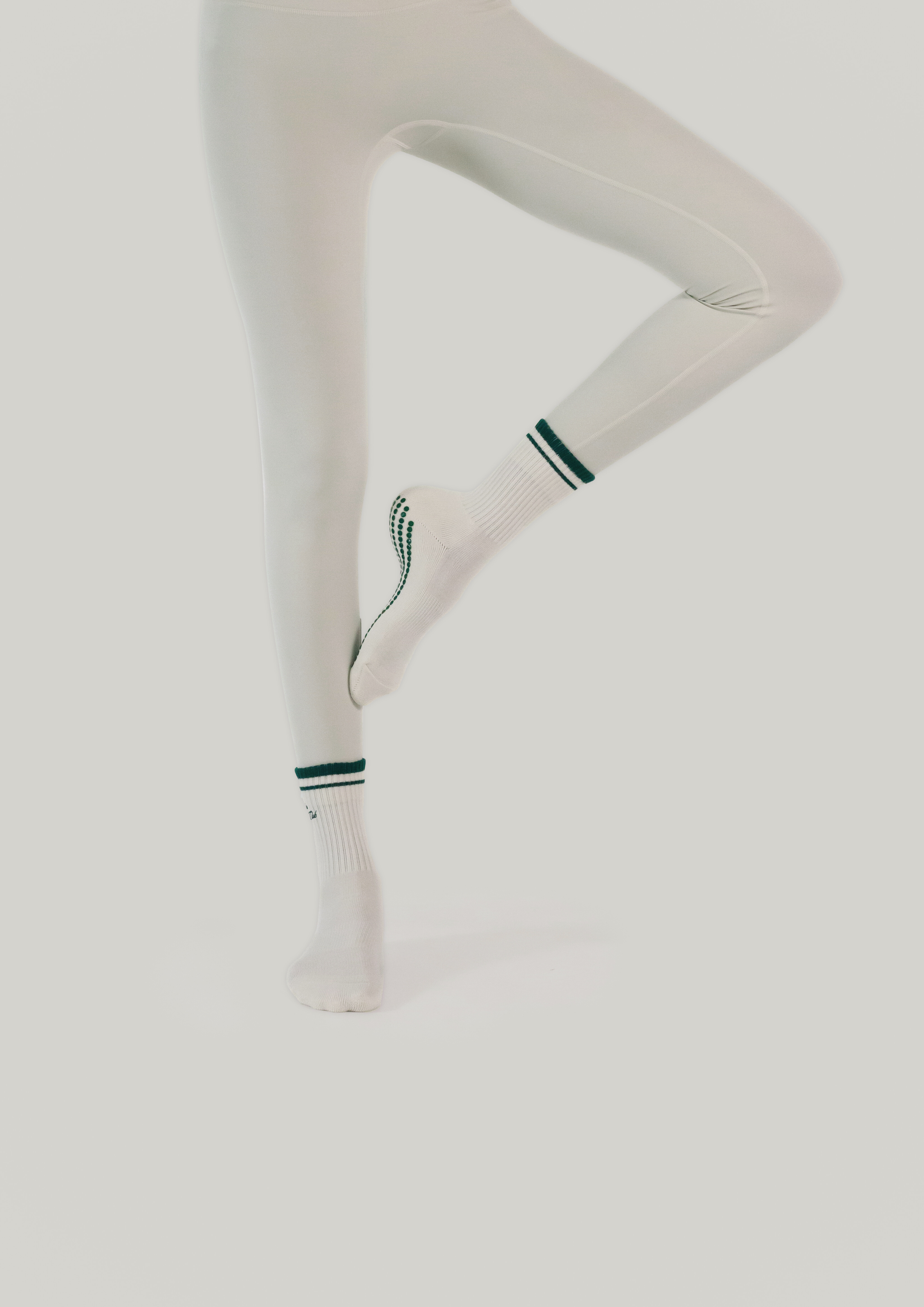 Pilates Grip Socks in Alabaster