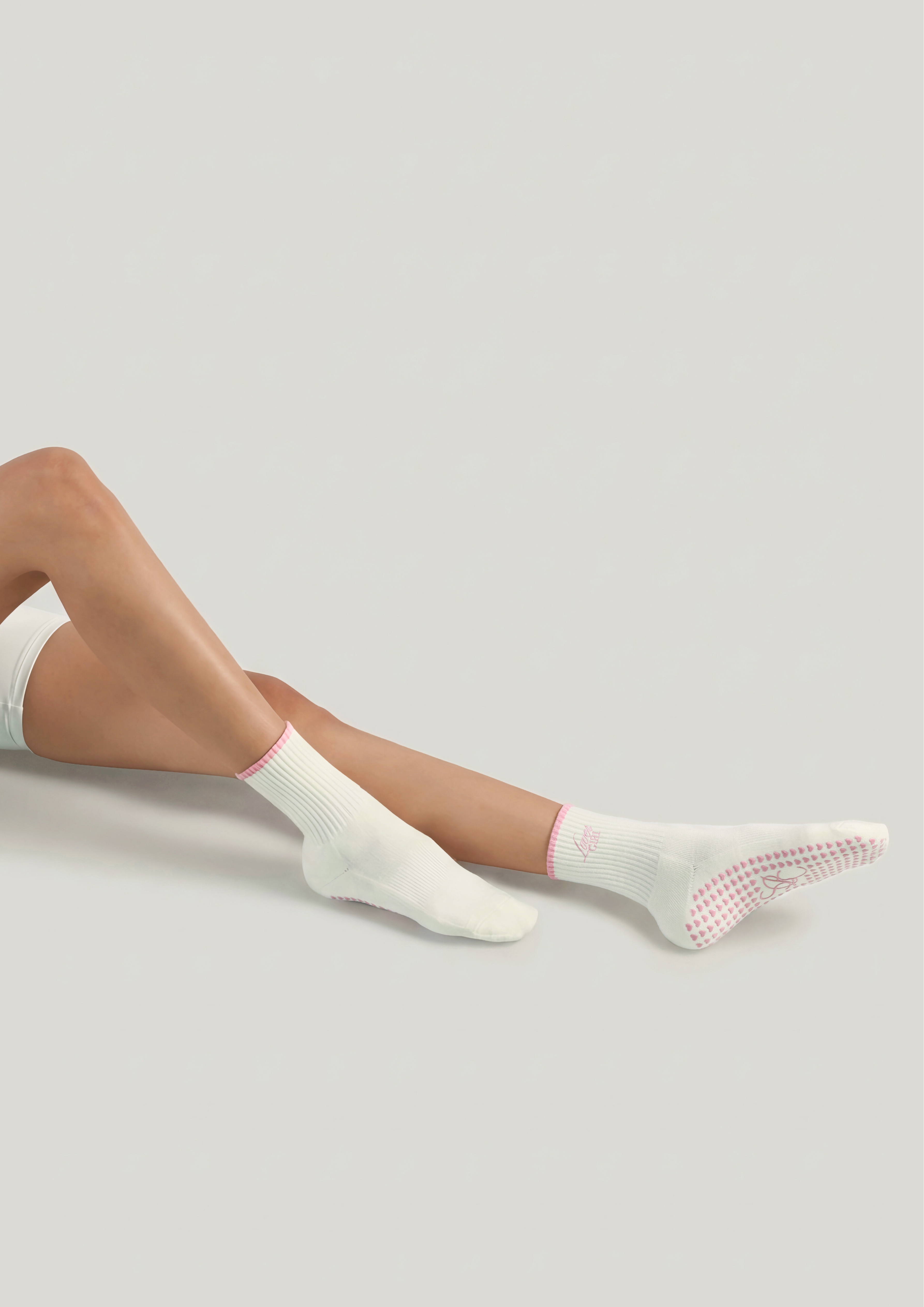 Pilates Grip Socks in Vanilla