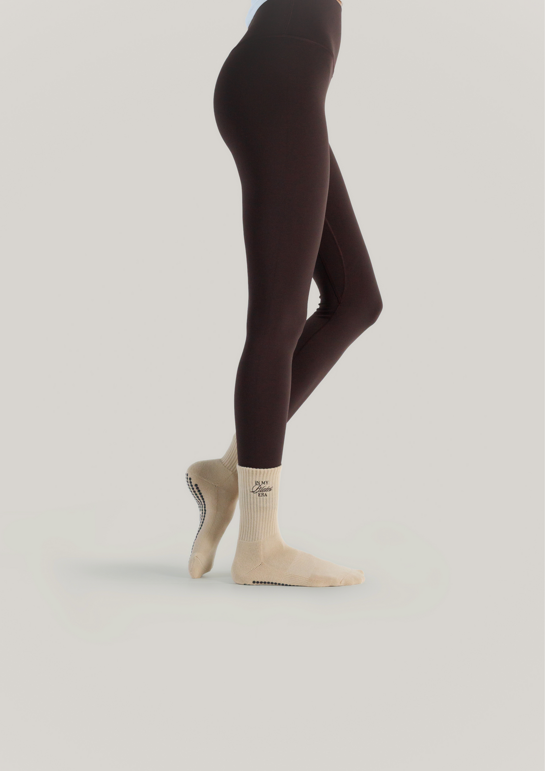 Pilates Grip Socks in Ecru