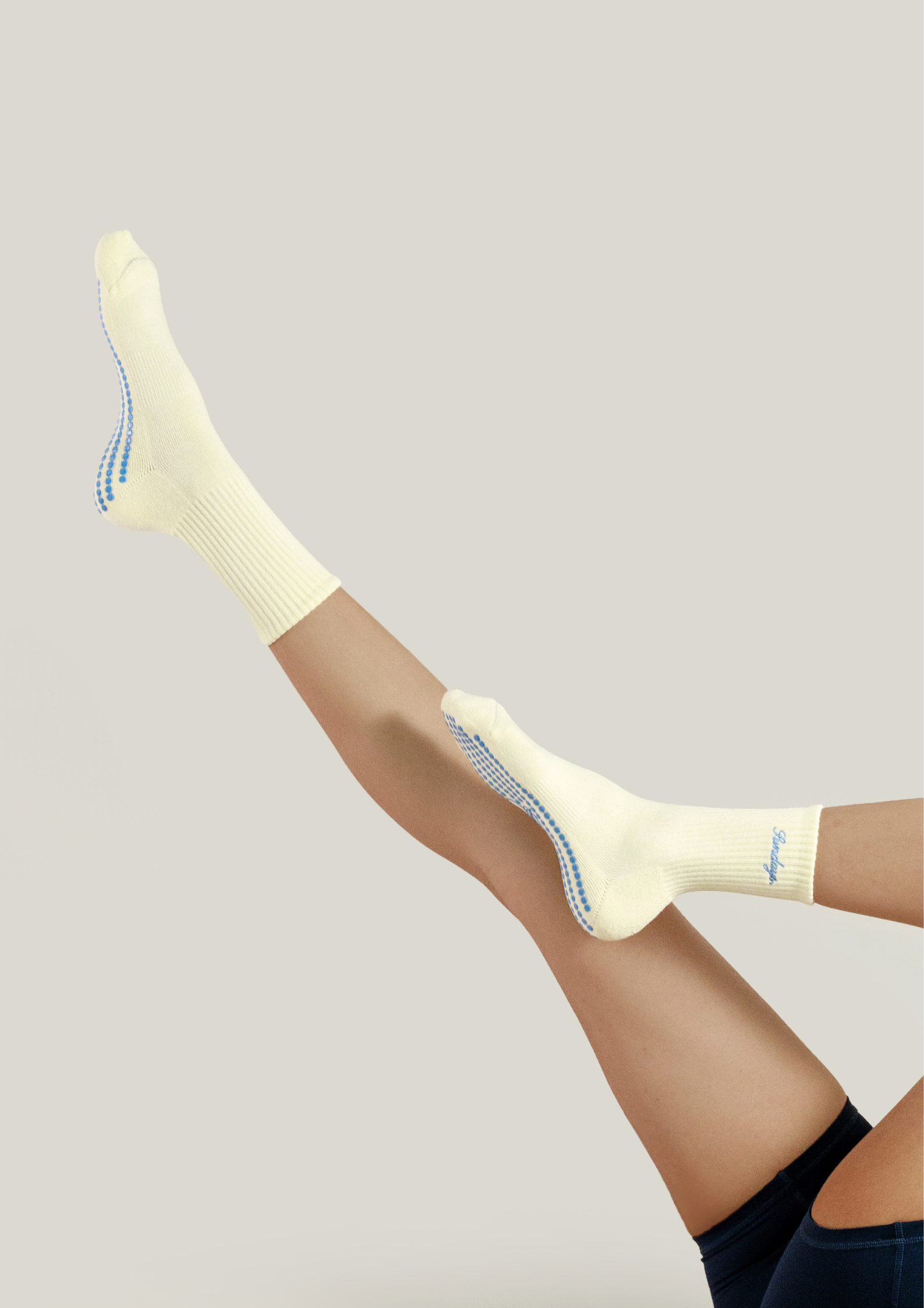 Pilates Grip Socks in Butter