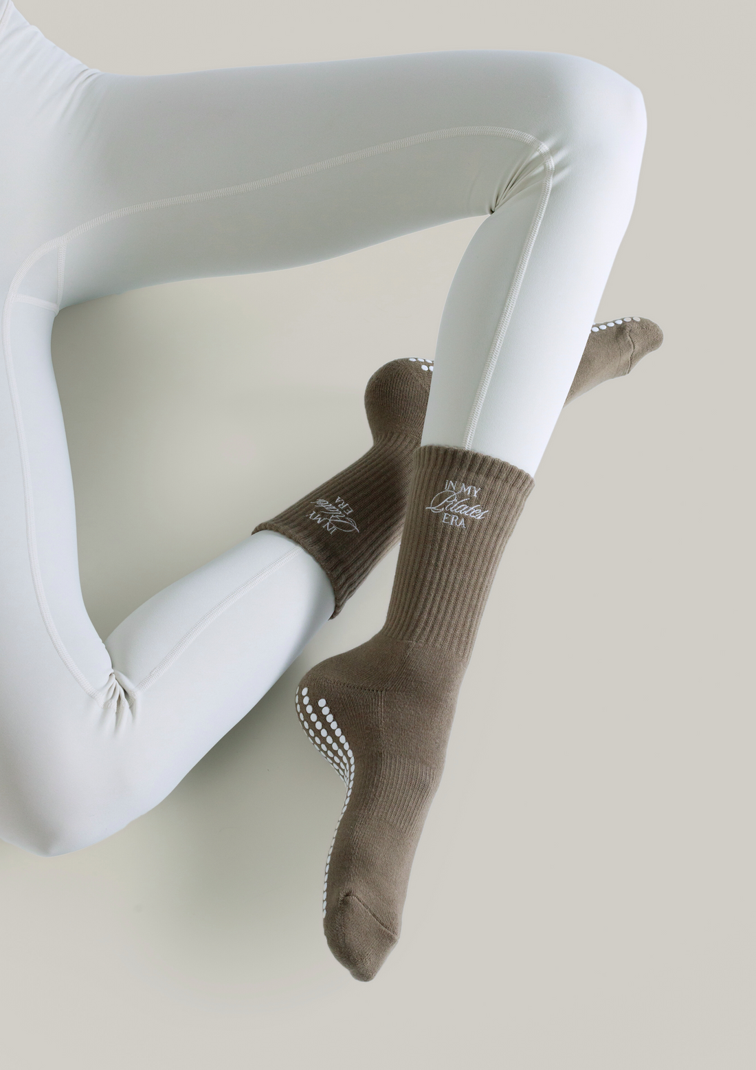Pilates Grip Socks in Stone