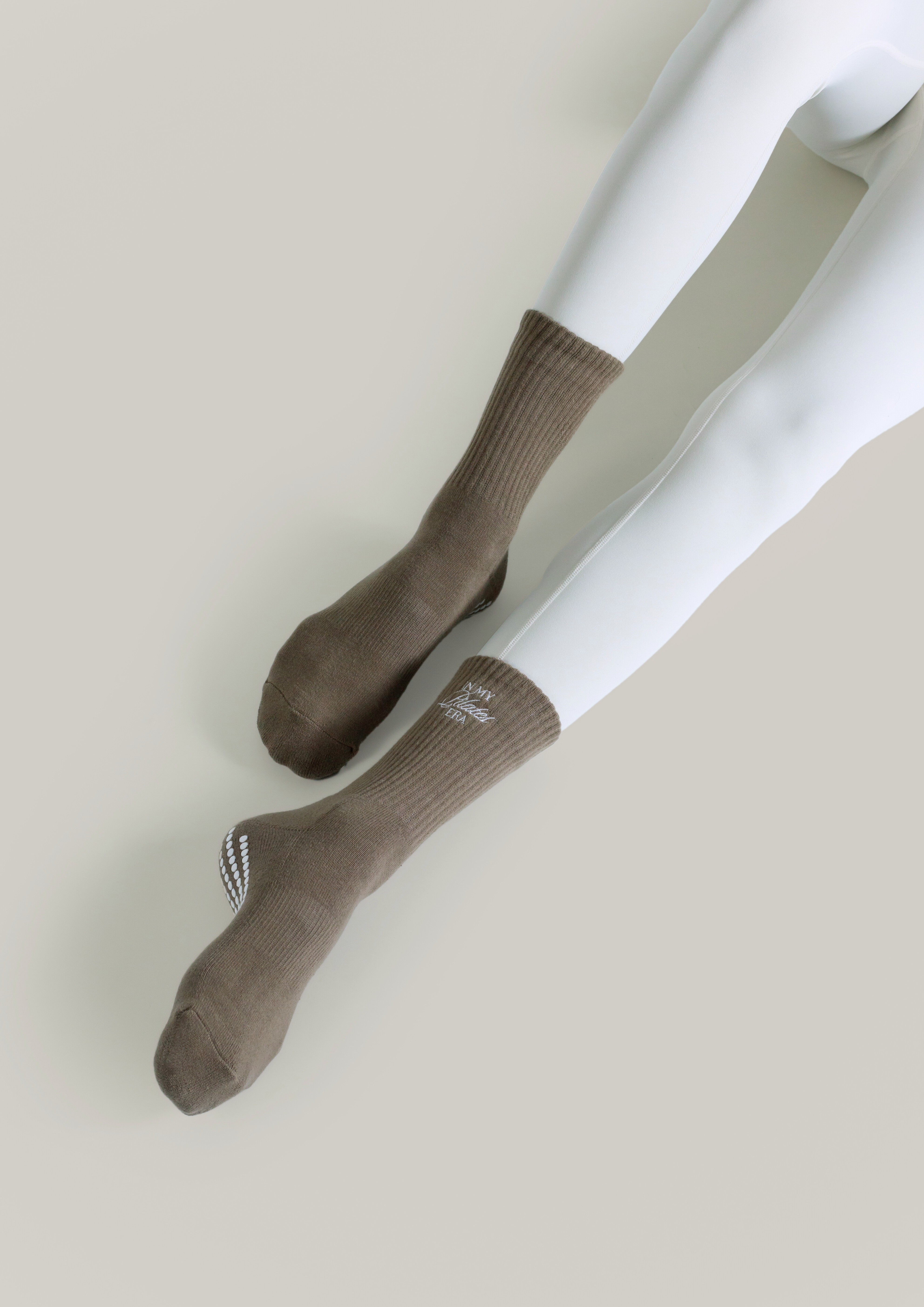 Pilates Grip Socks in Stone