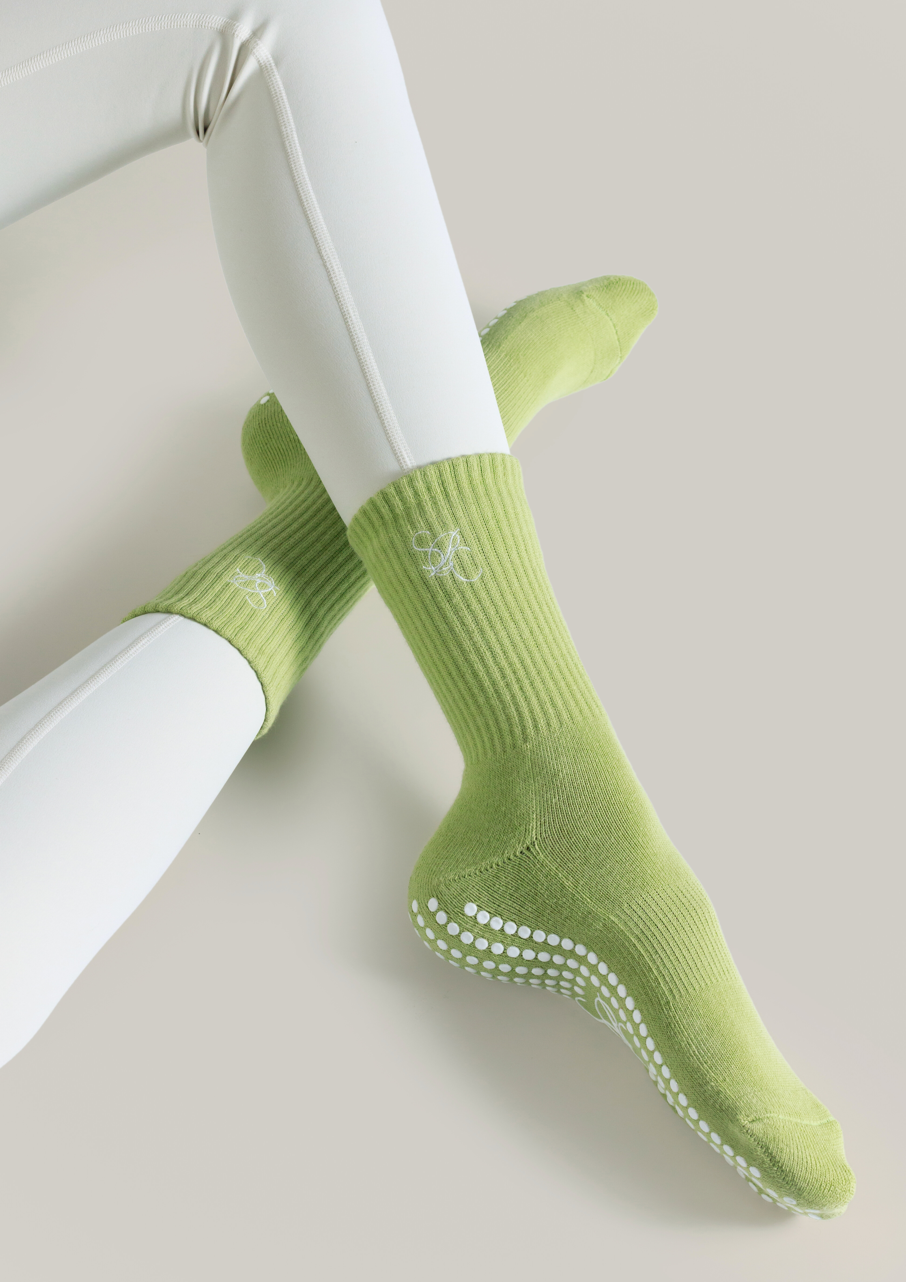 The Olive Garden Pilates Grip Socks Bundle Set